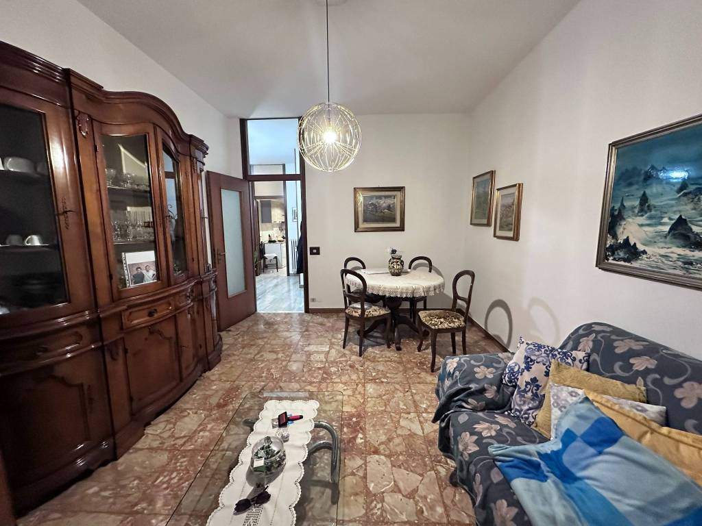 Appartamento a Alba in Corso Langhe, 12 - Foto 2