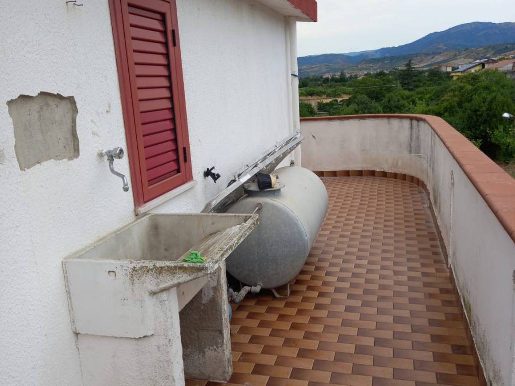 Attico / mansarda a Davoli in Via Ada Negri, 6 - Foto 3
