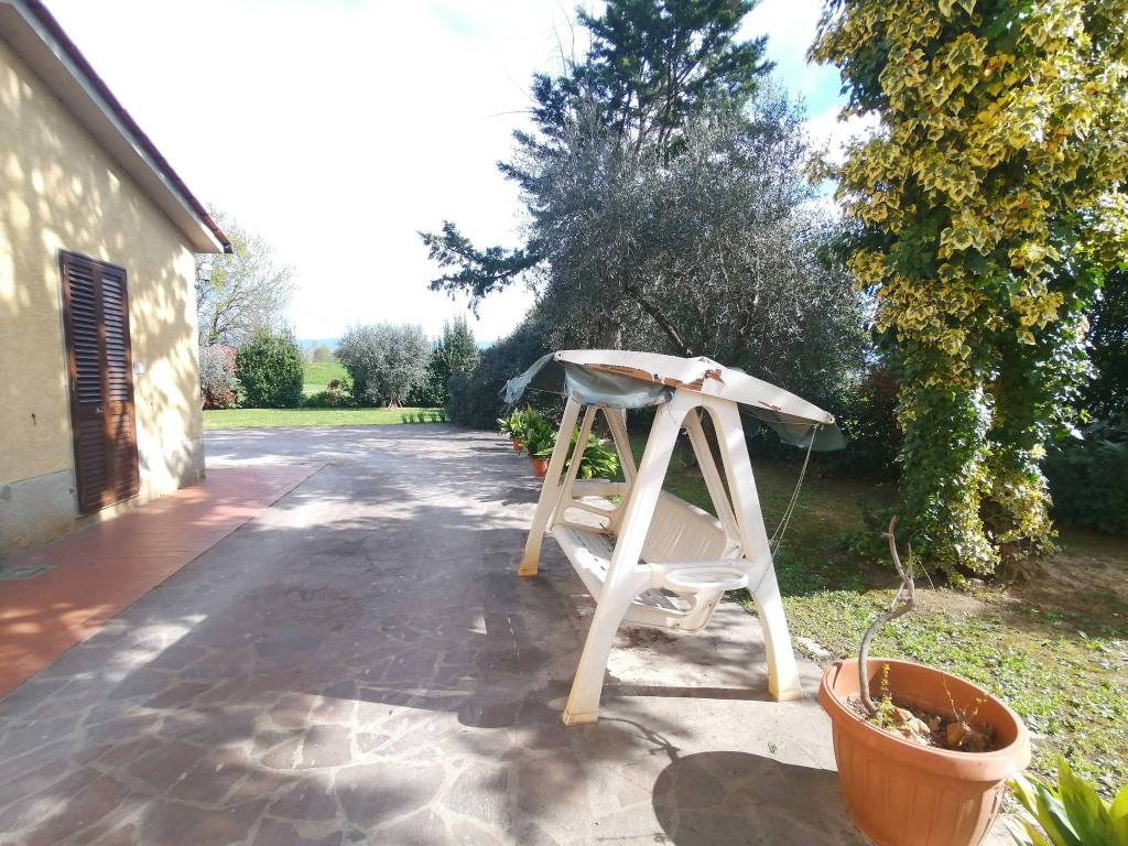 Rustico / casale a Quarrata in Viale Montalbano - Foto 2