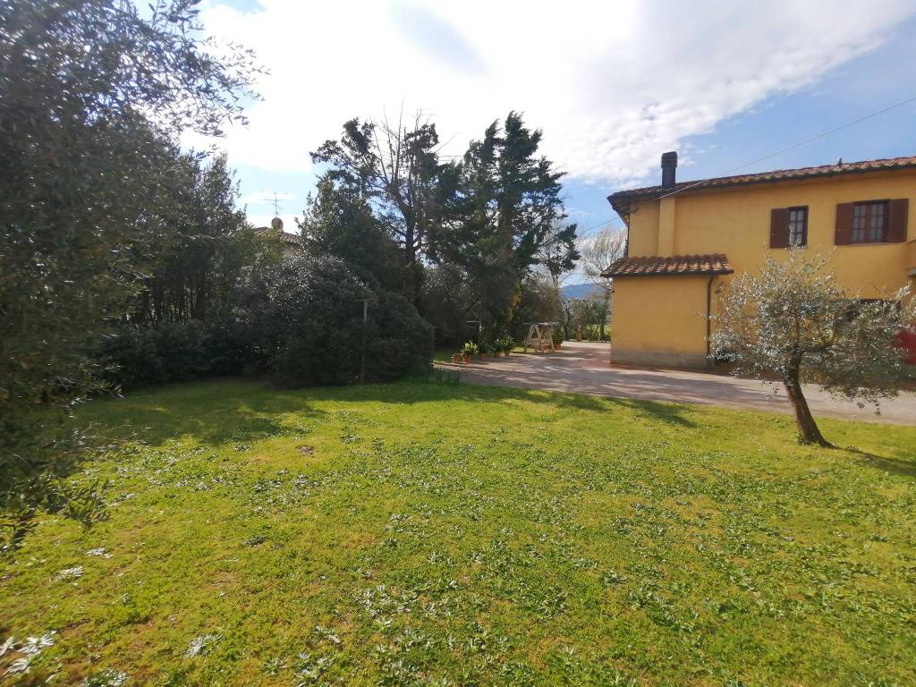 Rustico / casale a Quarrata in Viale Montalbano - Foto 4