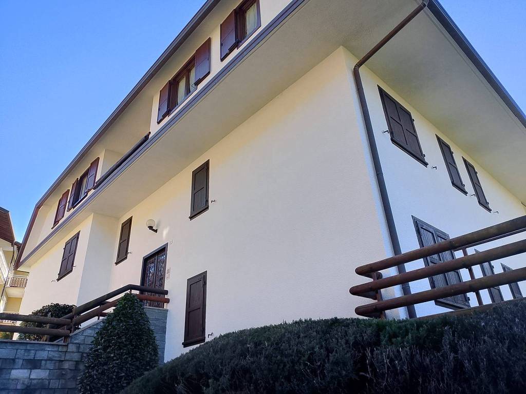 Appartamento a Introbio in Via Vittorio Emanuele II - Foto 2