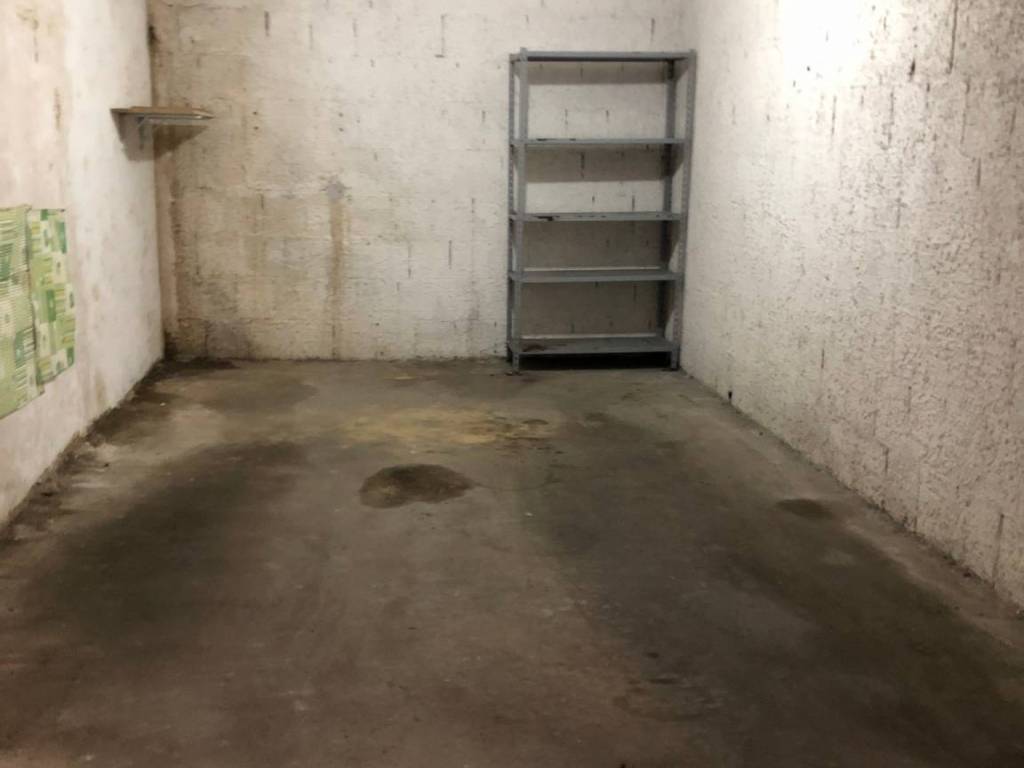 Box / garage a Caserta in Via Pasquale Amato, 5 - Foto 3