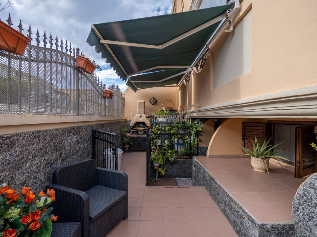 Villa a Cagliari in Via Giovanni Cinquini 1 - Foto 5