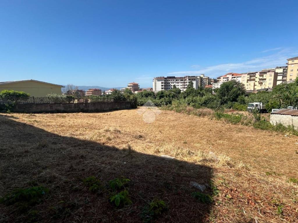 Terreno a Lamezia terme in Via indipendenza - Foto 3