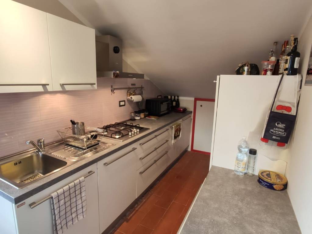 Appartamento a Moncalieri in Via Grazia Deledda - Foto 3