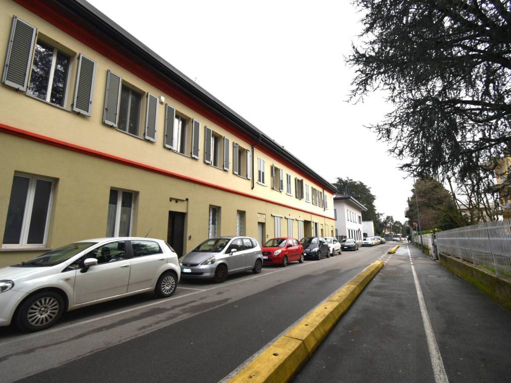 Appartamento a Vimercate in Via Valcamonica, 5 - Foto 2