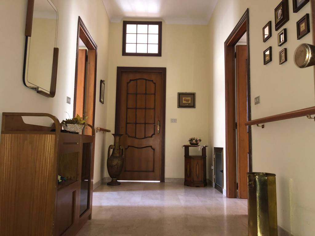 Appartamento a Lamezia terme in Via Enrico Toti, 15 - Foto 3