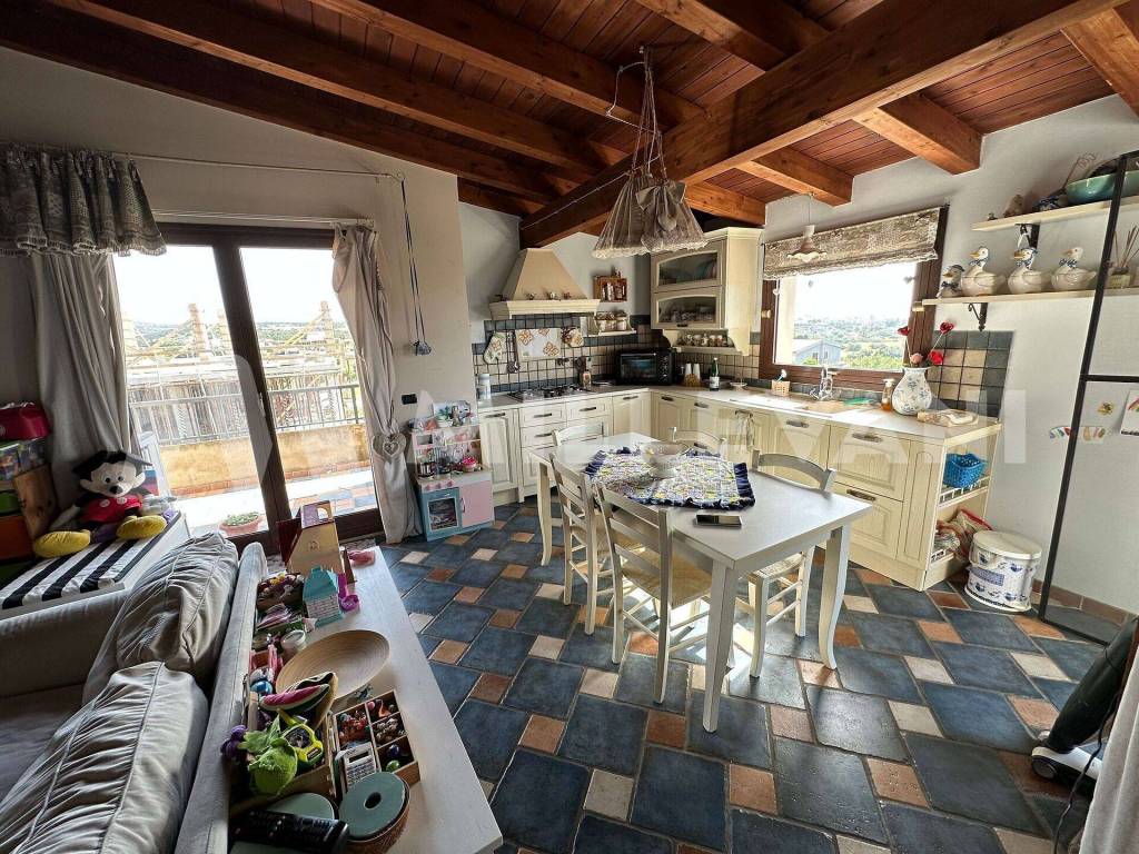 Attico / mansarda a Pozzallo in Via Berlino - Foto 2