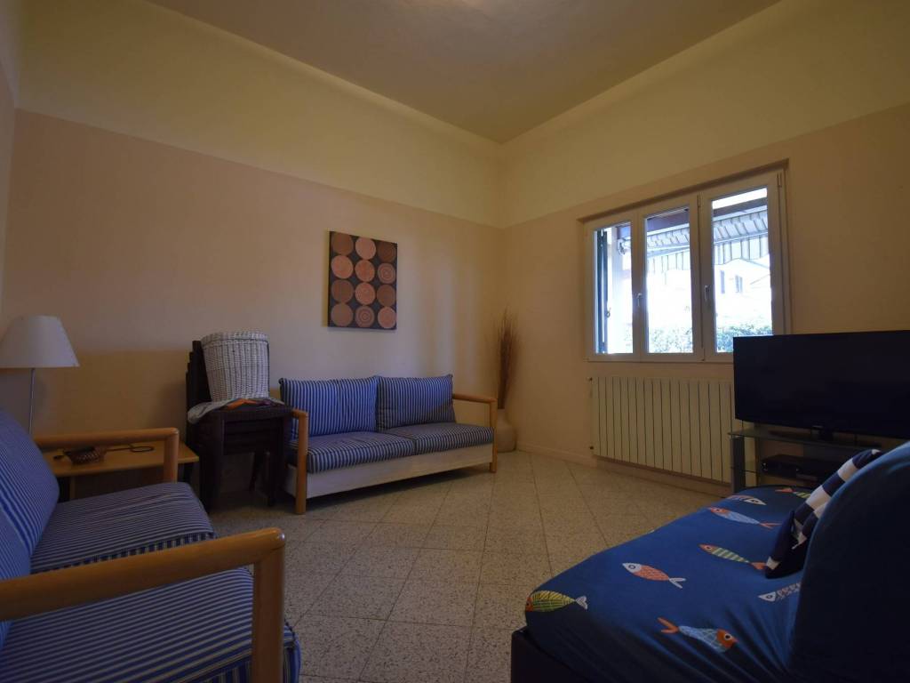 Villa a Pietrasanta in Via Tonfano - Foto 3
