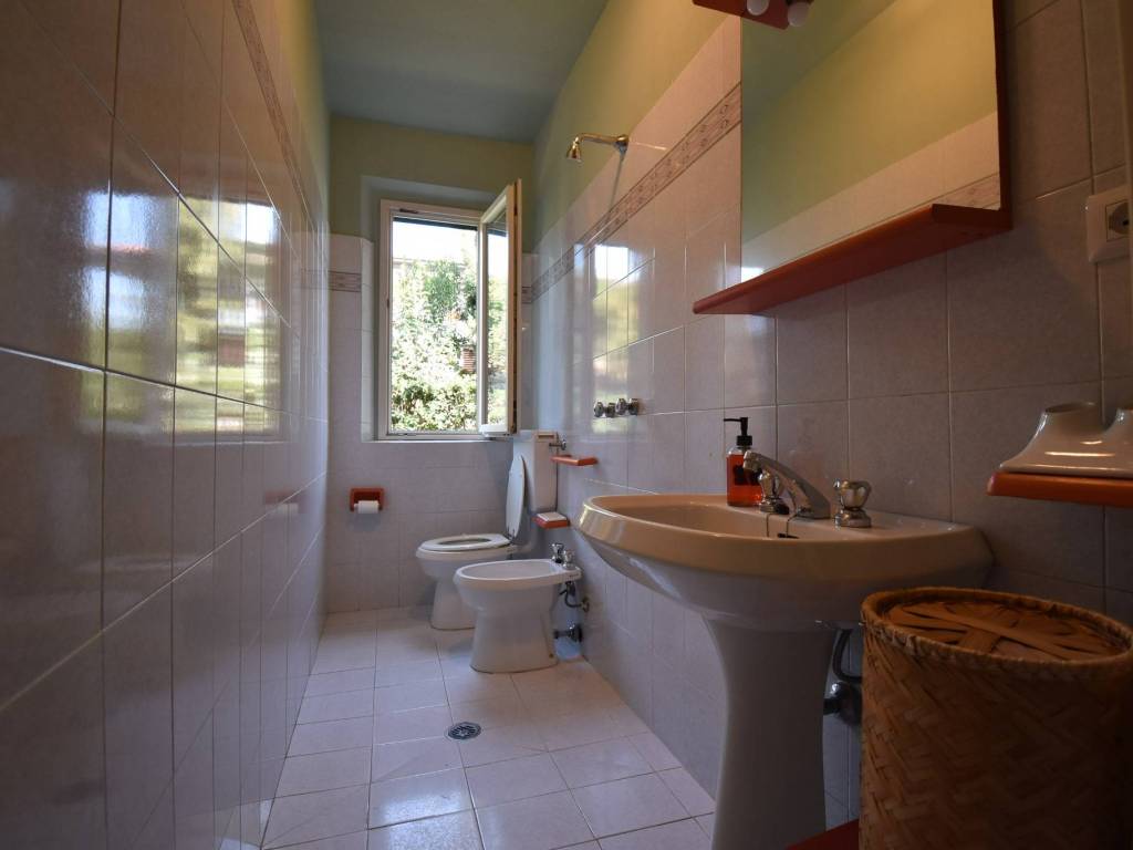 Villa a Pietrasanta in Via Tonfano - Foto 4