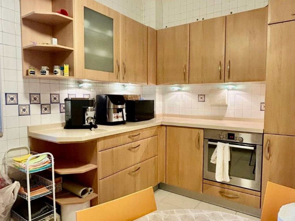 Appartamento a Bari in Via Gaetano Devitofrancesco - Foto 3