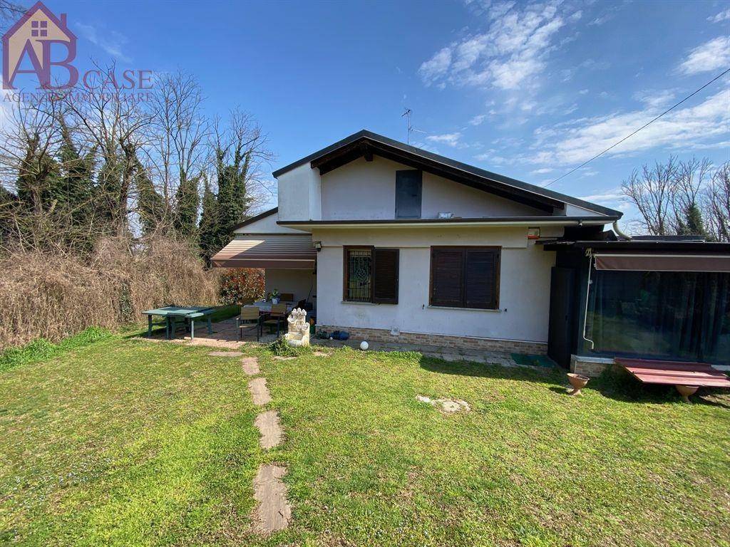 Villa a Vigevano in via vecchia per gambolo' - Foto 3