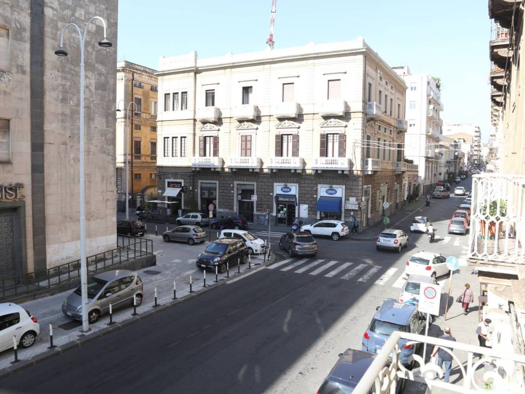 Immobile a Catania in Via Vittorio Emanuele Orlando, 32 - Foto 2