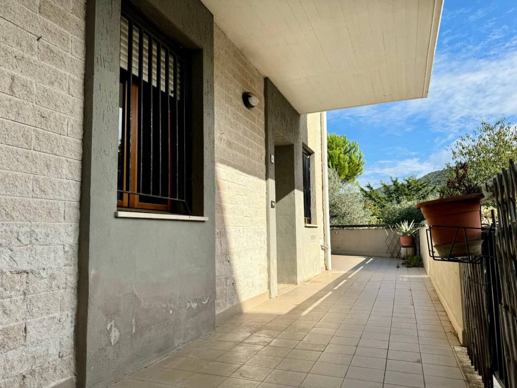 Appartamento a Poggio moiano in Circonvallazione Moianense - Foto 2