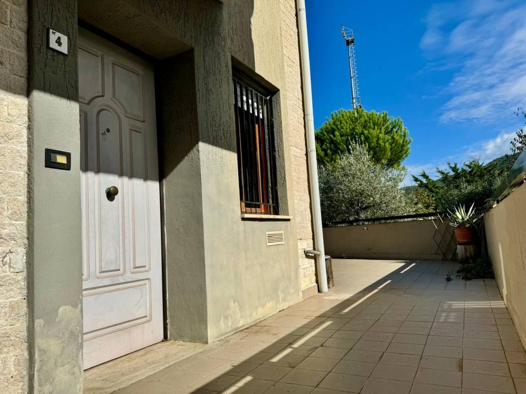 Appartamento a Poggio moiano in Circonvallazione Moianense - Foto 4