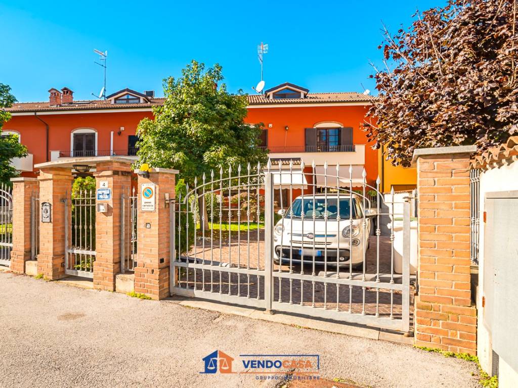 Villetta a schiera a Bra in Via Alessandro Pertini, 4 - Foto 2