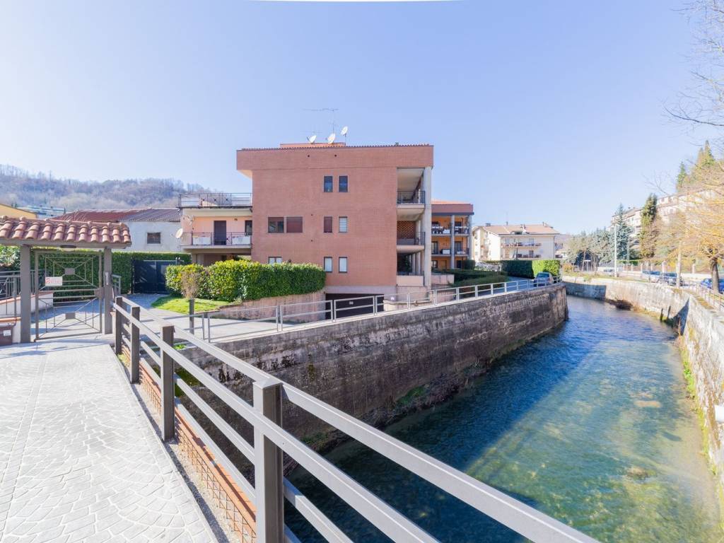 Appartamento a Carsoli in Via Aquila - Foto 2