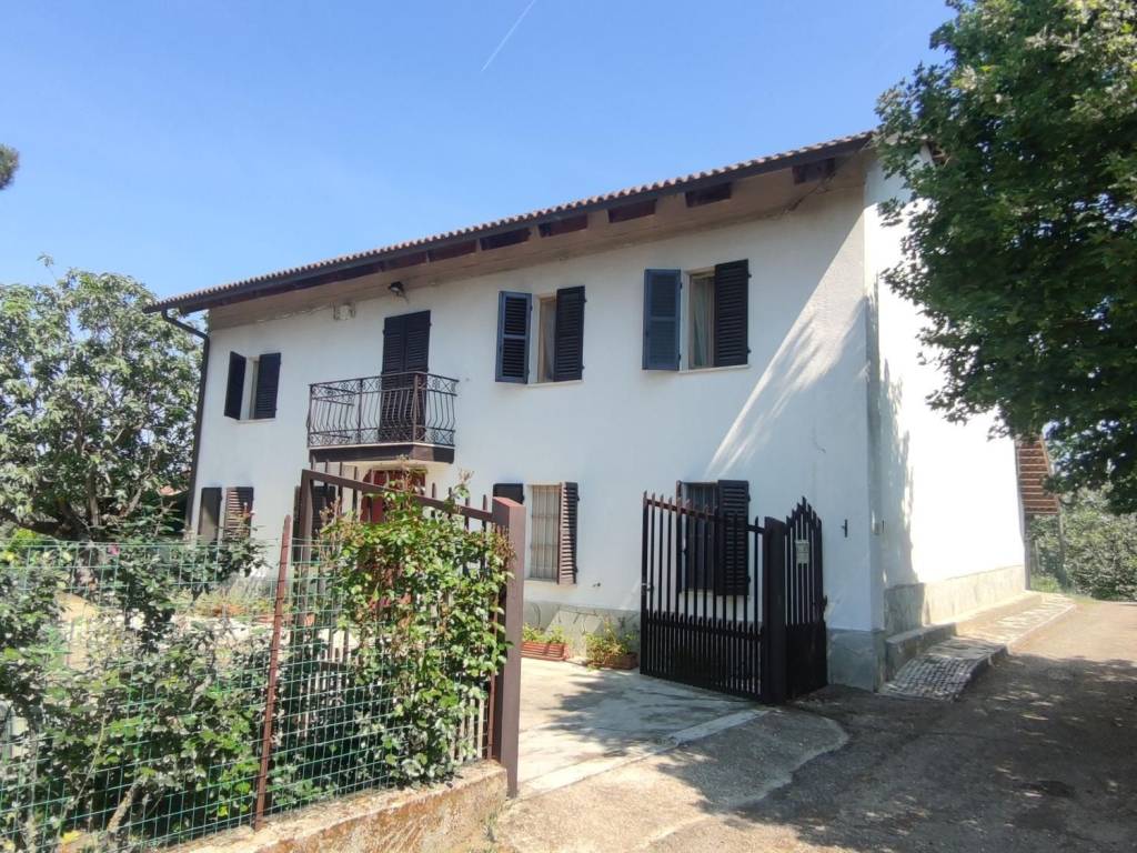 Casa indipendente a Rocca d'arazzo in Via Sant'Anna, N. 36 - Foto 2