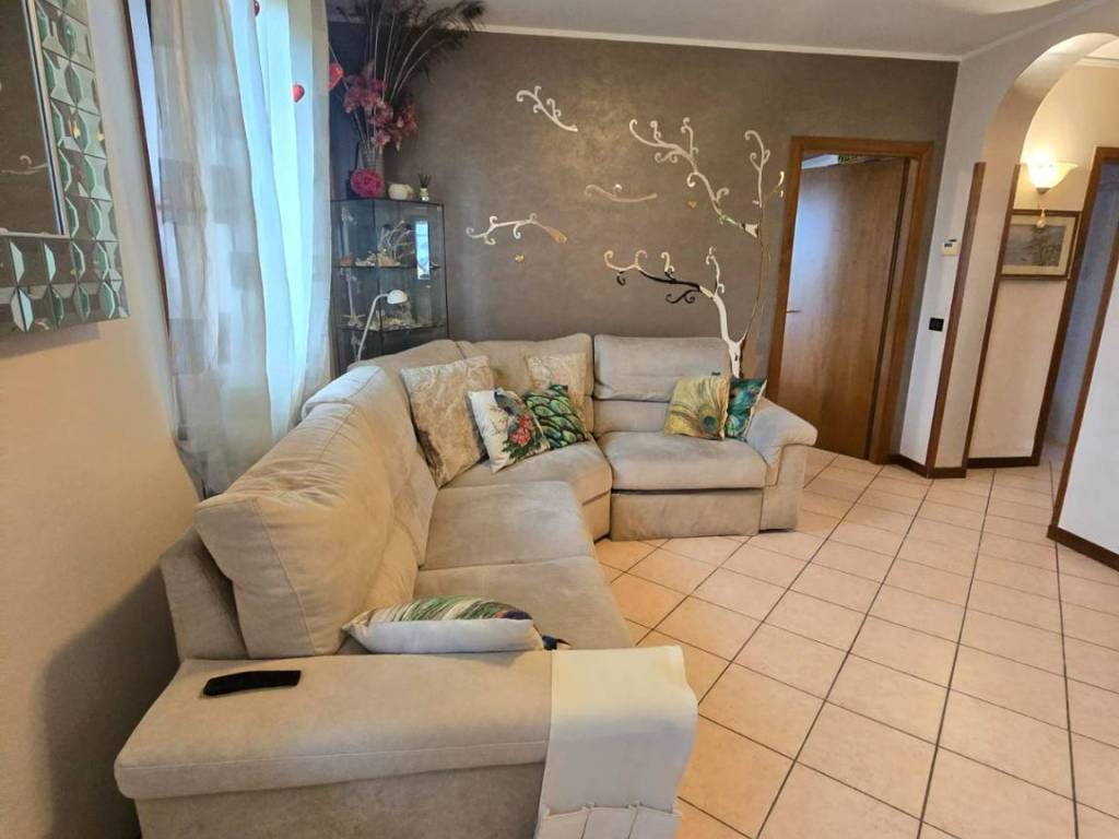 Appartamento a Altopascio in Via Mazzei - Foto 2