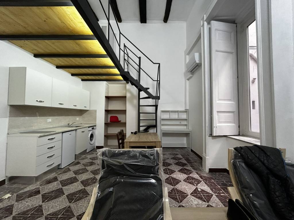 Appartamento a Napoli in Via Santa Maria di Costantinopoli - Foto 5