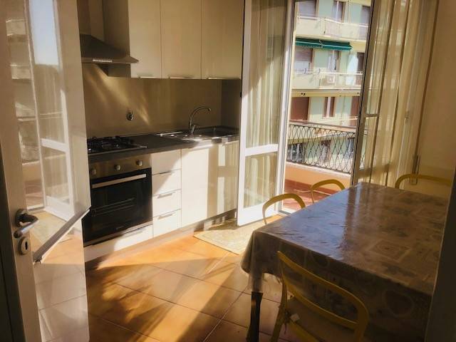 Appartamento a Varazze in Via Capitano Lazzaro Parodi - Foto 5