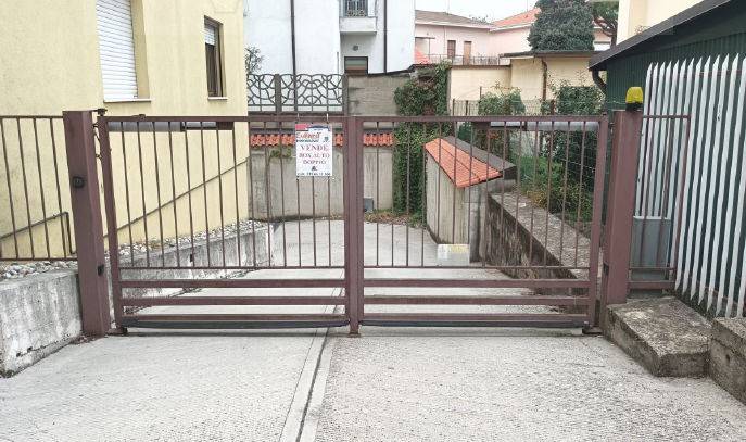 Box / garage a Busto arsizio in Via Bernina, 3 - Foto 3