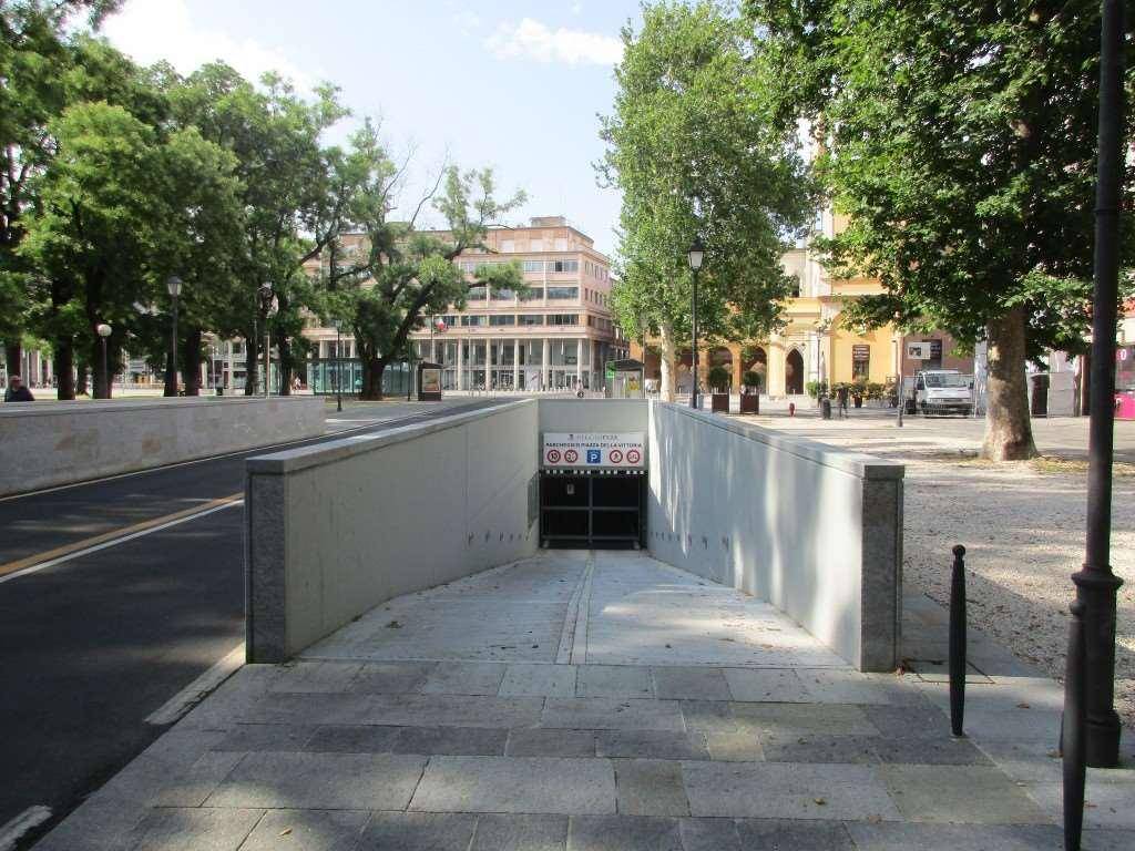 Box / garage a Reggio emilia - Foto 2