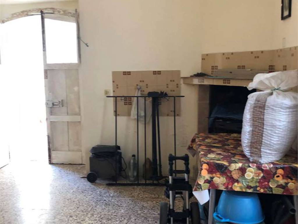 Palazzo / stabile a Mondragone in Via Barracca - Foto 3