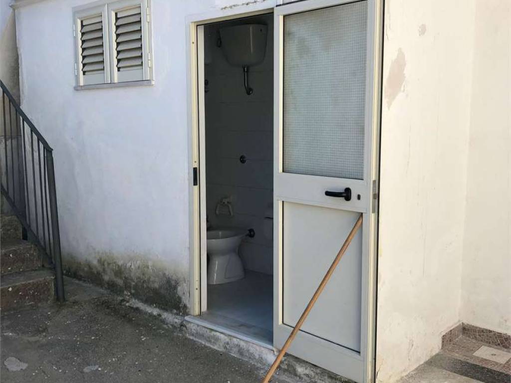 Palazzo / stabile a Mondragone in Via Barracca - Foto 4