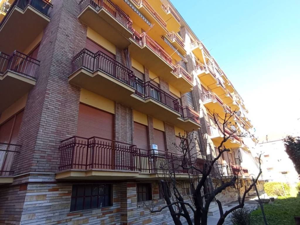Appartamento a Asti in Via Duca d'Aosta, 7 - Foto 4