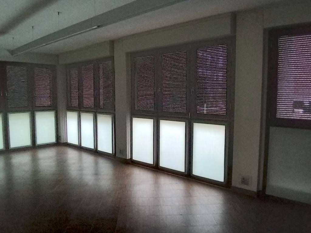Immobile a Gallarate in Via Antonio Rosmini, 2 - Foto 3