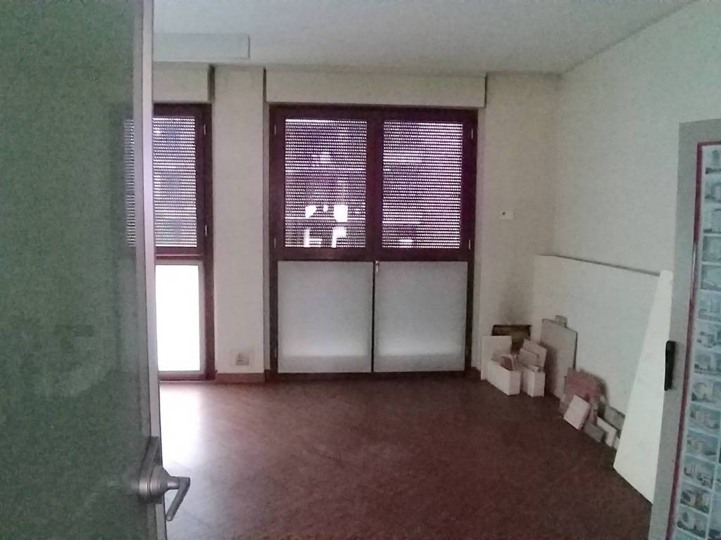 Immobile a Gallarate in Via Antonio Rosmini, 2 - Foto 4
