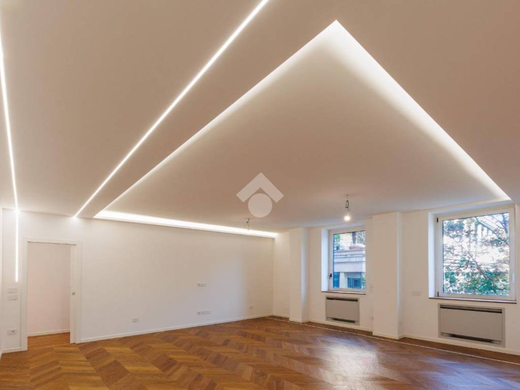 Appartamento a Reggio emilia in Via Francesco Crispi, 10 - Foto 2