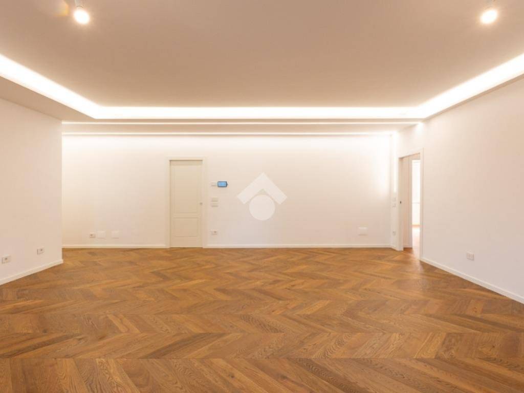 Appartamento a Reggio emilia in Via Francesco Crispi, 10 - Foto 5