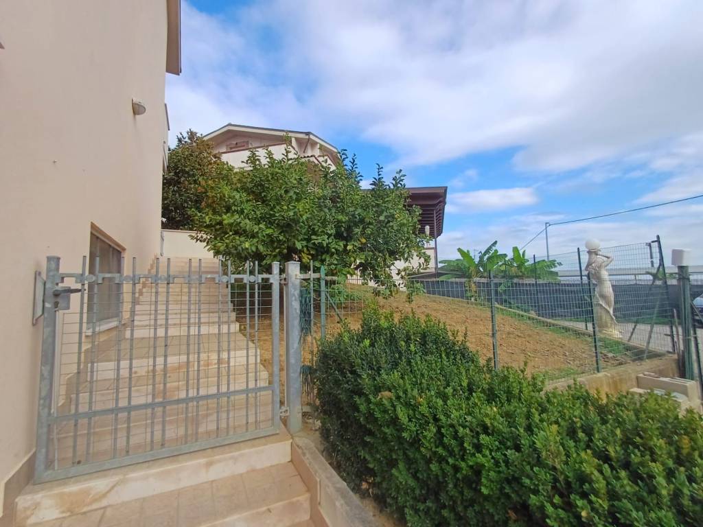 Appartamento a Città sant'angelo in Via Madonna della Pace, 52 - Foto 5
