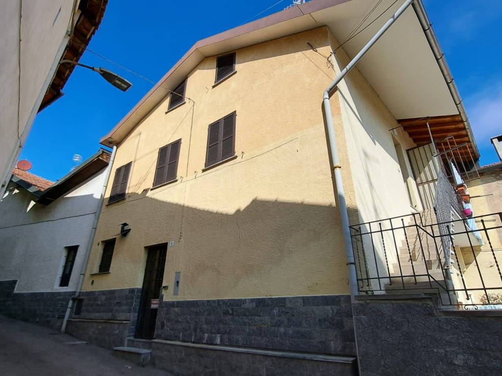 Casa indipendente a Oggiona con santo stefano in Via Introini, 7 - Foto 3