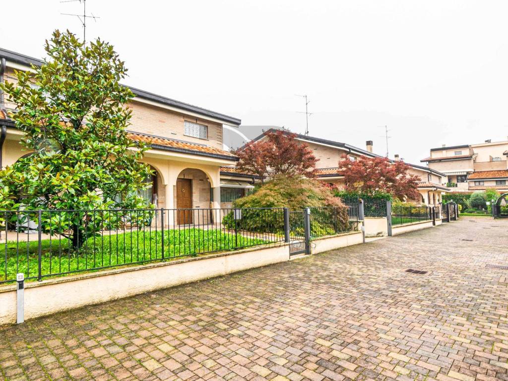 Villa a Gerenzano in Via Beato Angelico, 57 - Foto 5