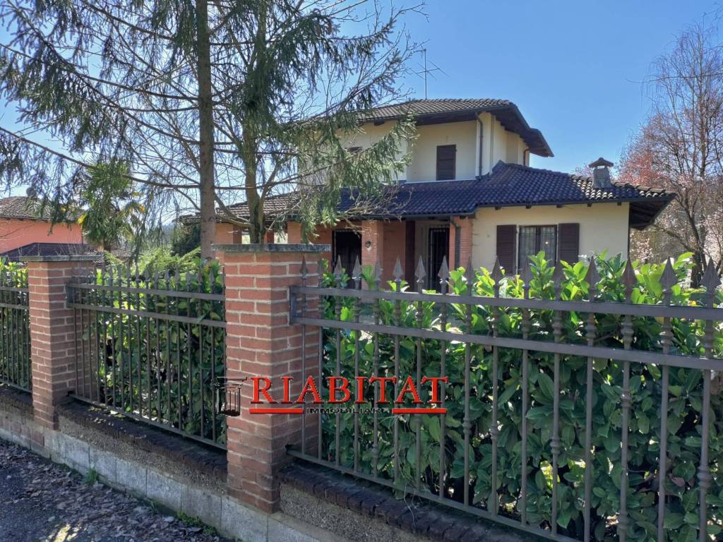 Villa a Asti in Strada Valdonia in Frazione Variglie - Foto 2