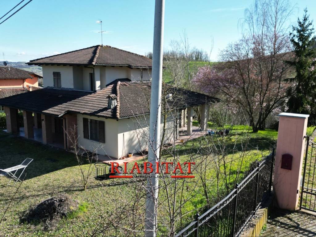 Villa a Asti in Strada Valdonia in Frazione Variglie - Foto 4