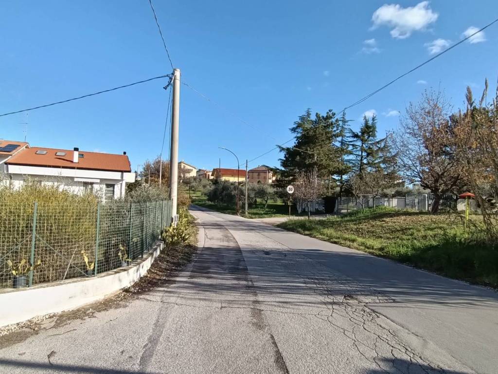 Terreno a Lanciano in Contrada Marcianese - Foto 4