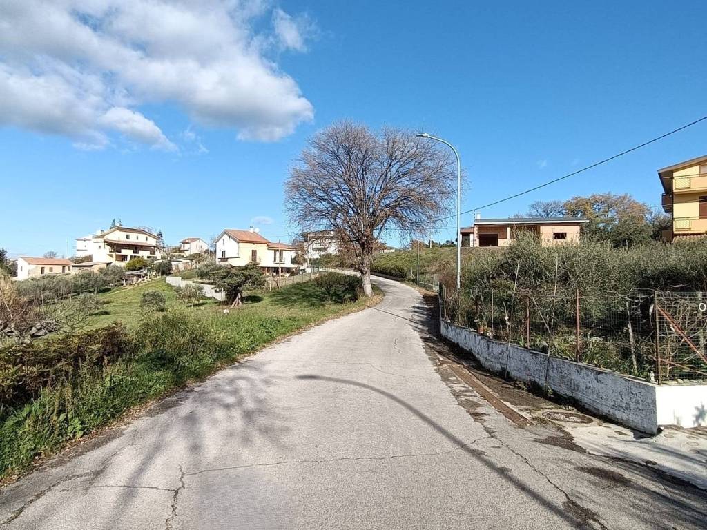 Terreno a Lanciano in Contrada Marcianese - Foto 5