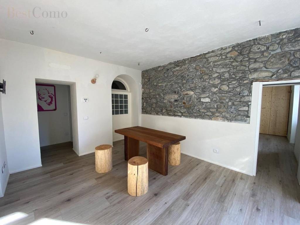 Appartamento a Tremezzina in Via Professor Patrizio Peduzzi, 5 - Foto 2