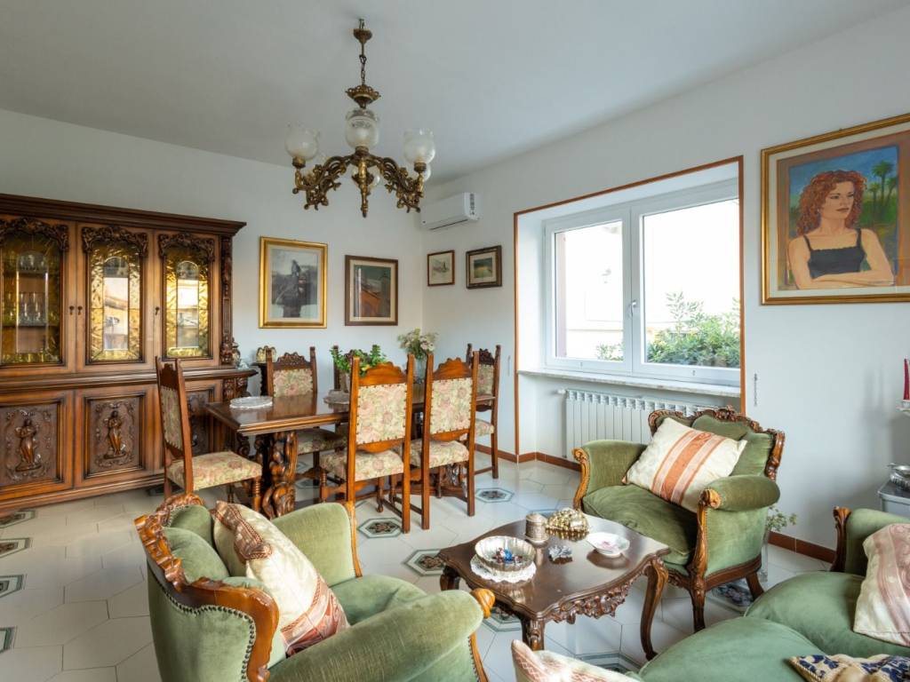 Villa a Sant'agata de' goti in Via Pennino - Foto 3