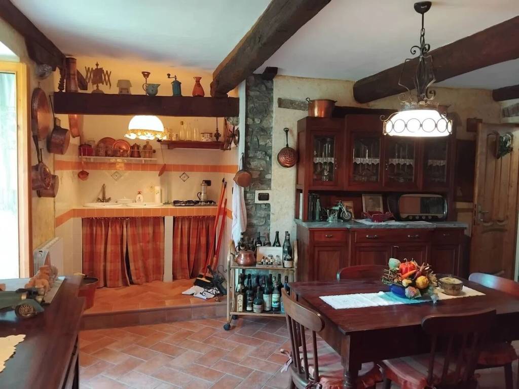 Appartamento a Castel vittorio in Via Vittorio Emanuele, 46 - Foto 5