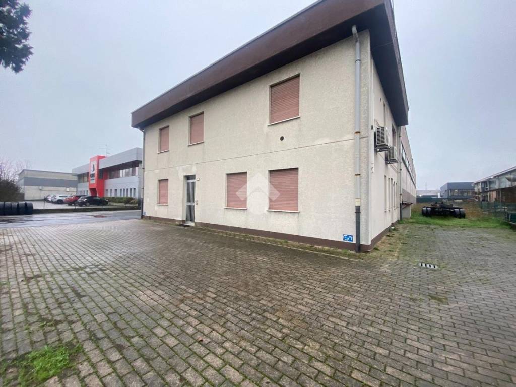 Immobile a Reggio emilia in Via Aldo Moro, 1 - Foto 3