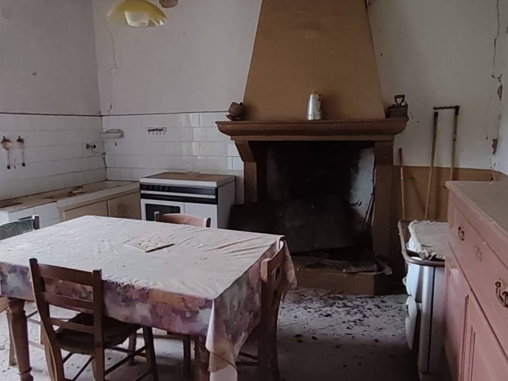 Rustico / casale a Fabriano in Frazione Campodiegoli - Foto 4