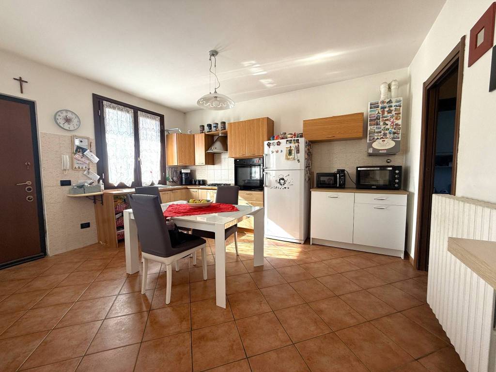 Appartamento a Vigevano in Via Morsella - Foto 3