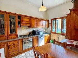 Villa a Pietrasanta in Via della Sipe - Foto 4