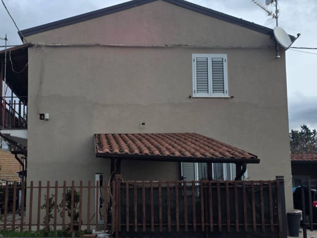 Villa a Avezzano in Via Luigi Vanvitelli - Foto 4