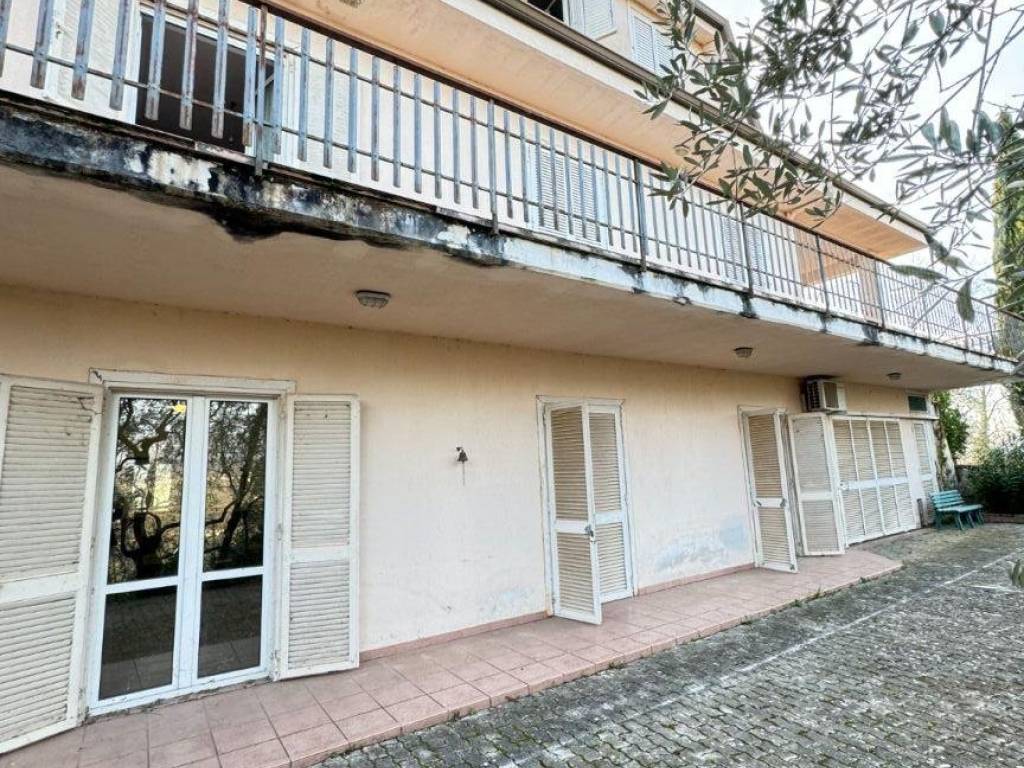 Villa a Frosinone in Via Forcella, 61 - Foto 3